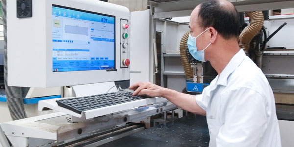 ?，斒宿k公家具疫情期間工作日日常